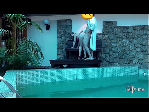 ❤️ Bulla ancillam ad piscinam invitat, sed fervido resistere non potuit Porno  ad nos la.vanalize.ru